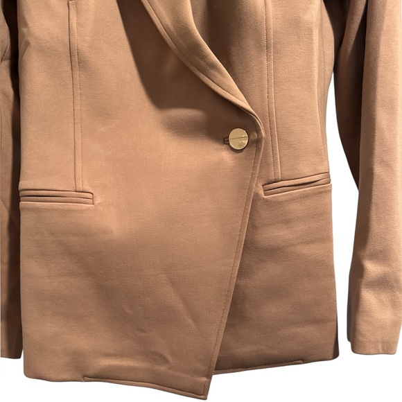 SPANX PERFECT ASYMMETRIC TAILORED BLAZER Jacket in toffee color. NWT size L - Picture 6 of 9